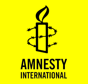 Amnesty International требует от российских властей освобождения панк-певиц, задержанных после выступления в церкви